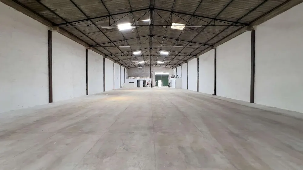 Depósito-Galpão, 700 m² - Foto 1