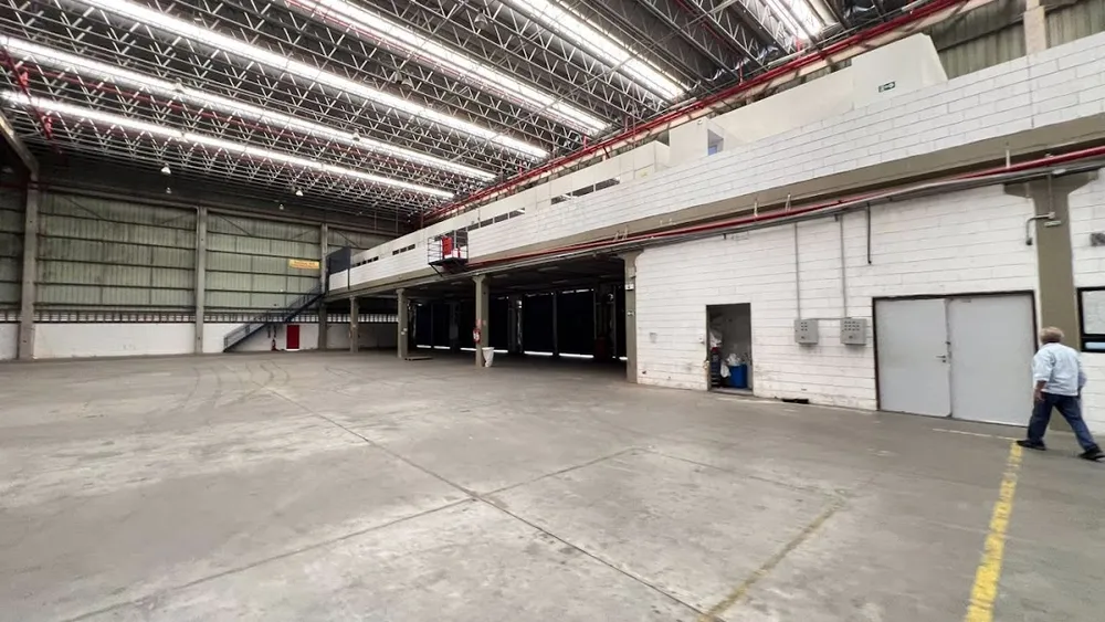 Depósito-Galpão, 8656 m² - Foto 1