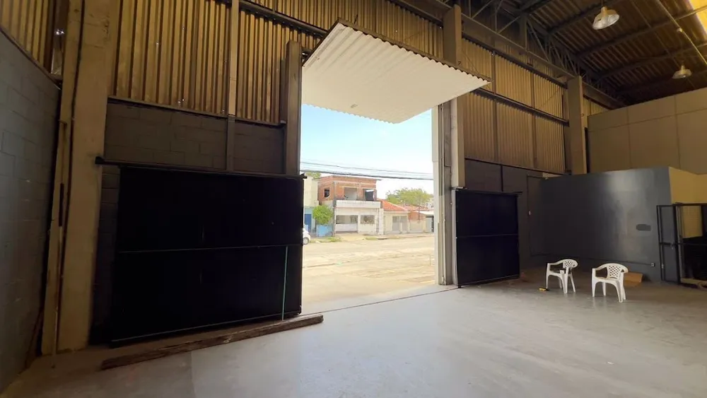 Depósito-Galpão, 950 m² - Foto 1