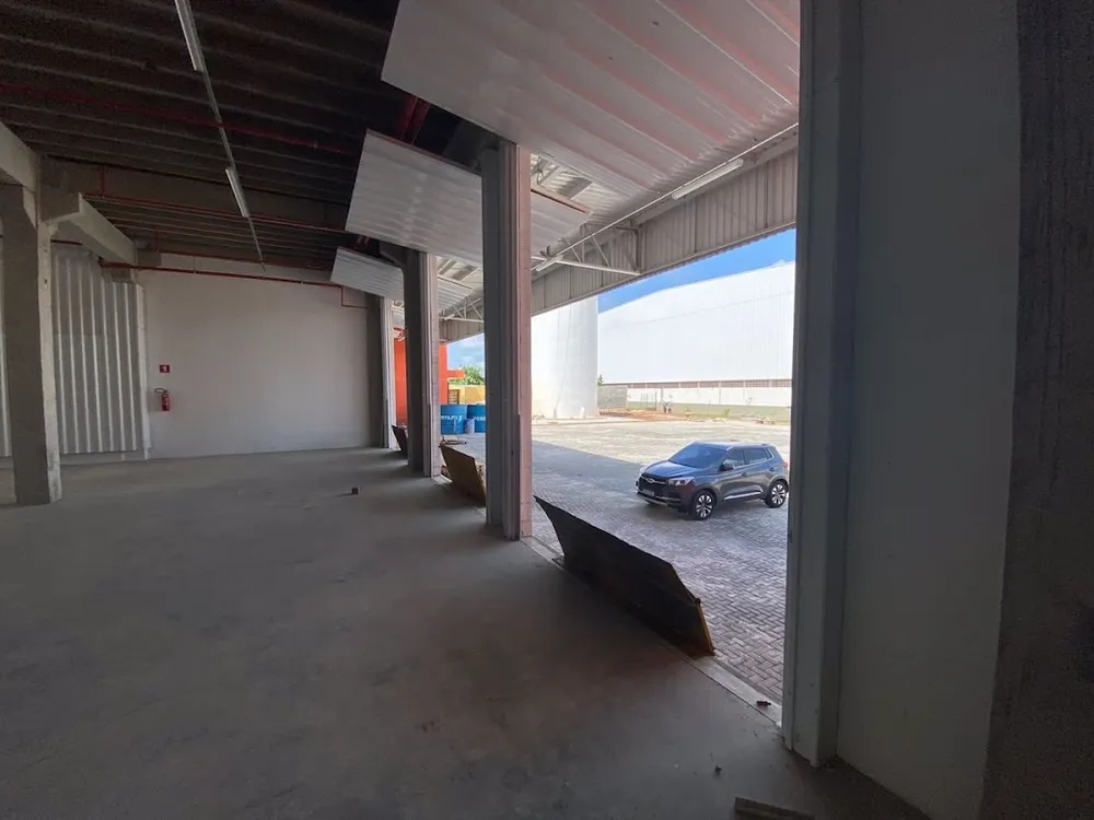 Depósito-Galpão, 2054 m² - Foto 1