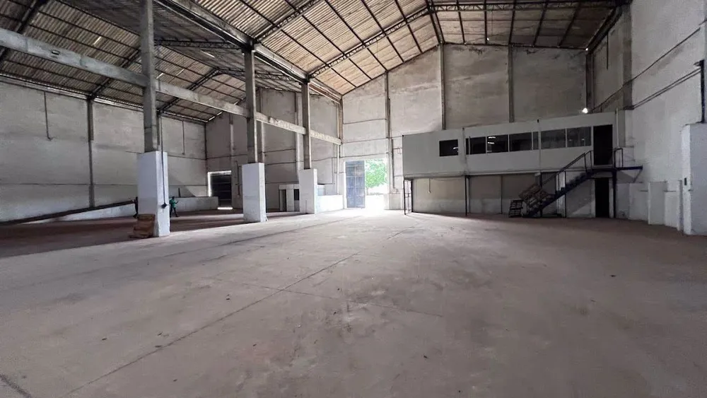 Depósito-Galpão, 1000 m² - Foto 1