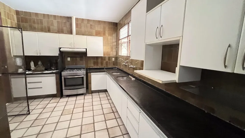 Casa, 5 quartos, 600 m² - Foto 1