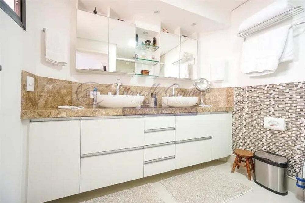 Apartamento, 4 quartos, 190 m² - Foto 1