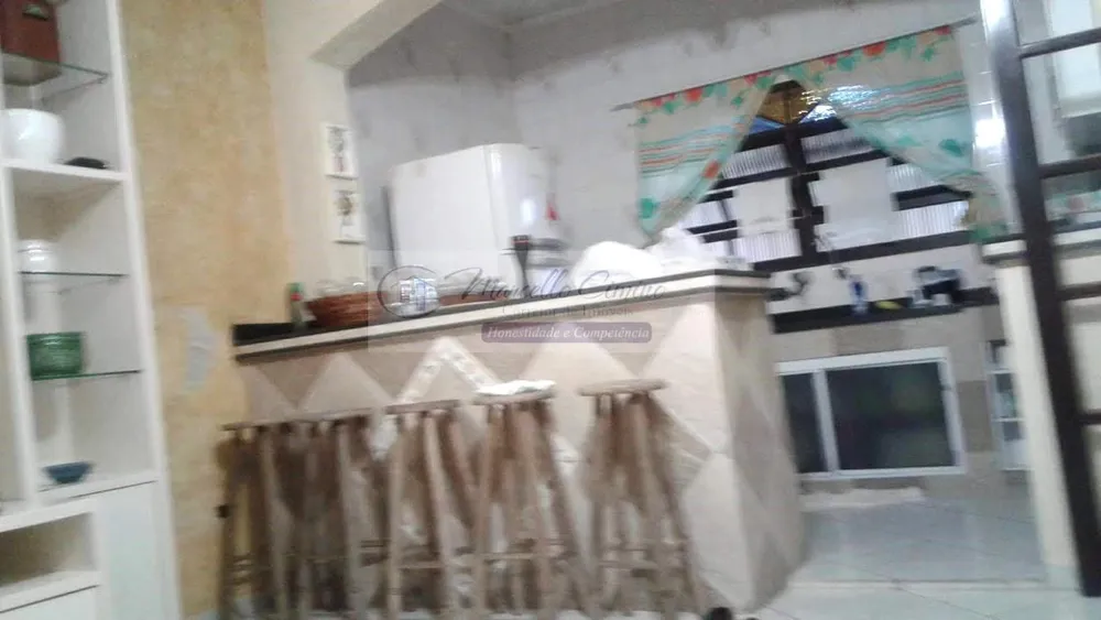 Casa, 5 quartos, 230 m² - Foto 4