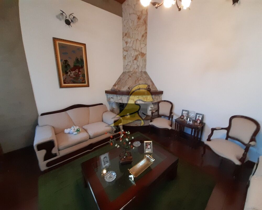 Casa, 4 quartos, 380 m² - Foto 1