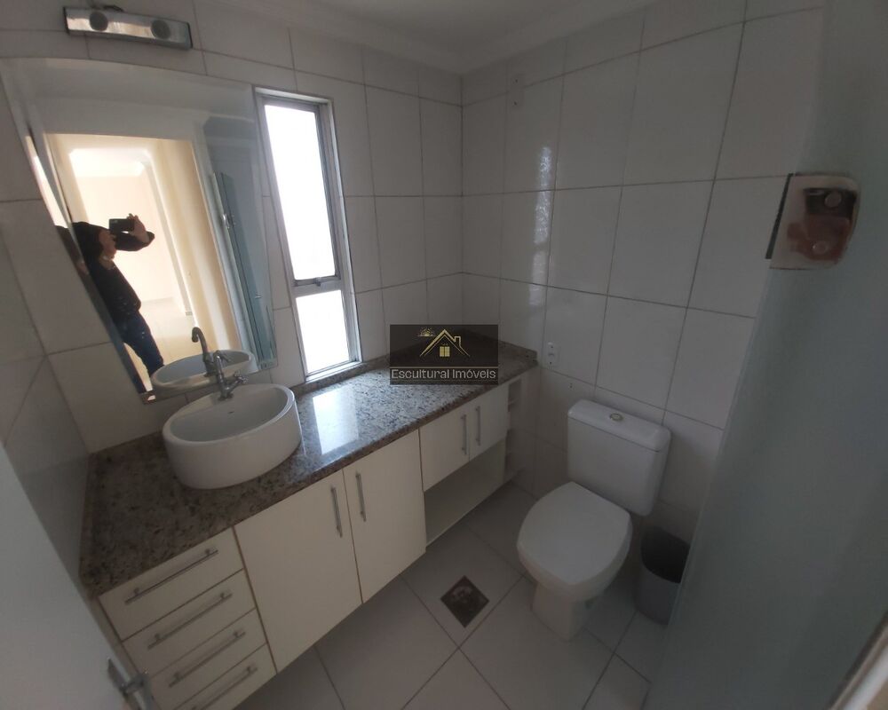 Apartamento à venda com 2 quartos, 65m² - Foto 4