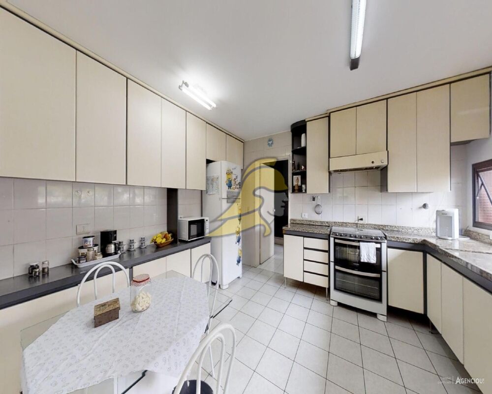 Apartamento, 4 quartos, 216 m² - Foto 2