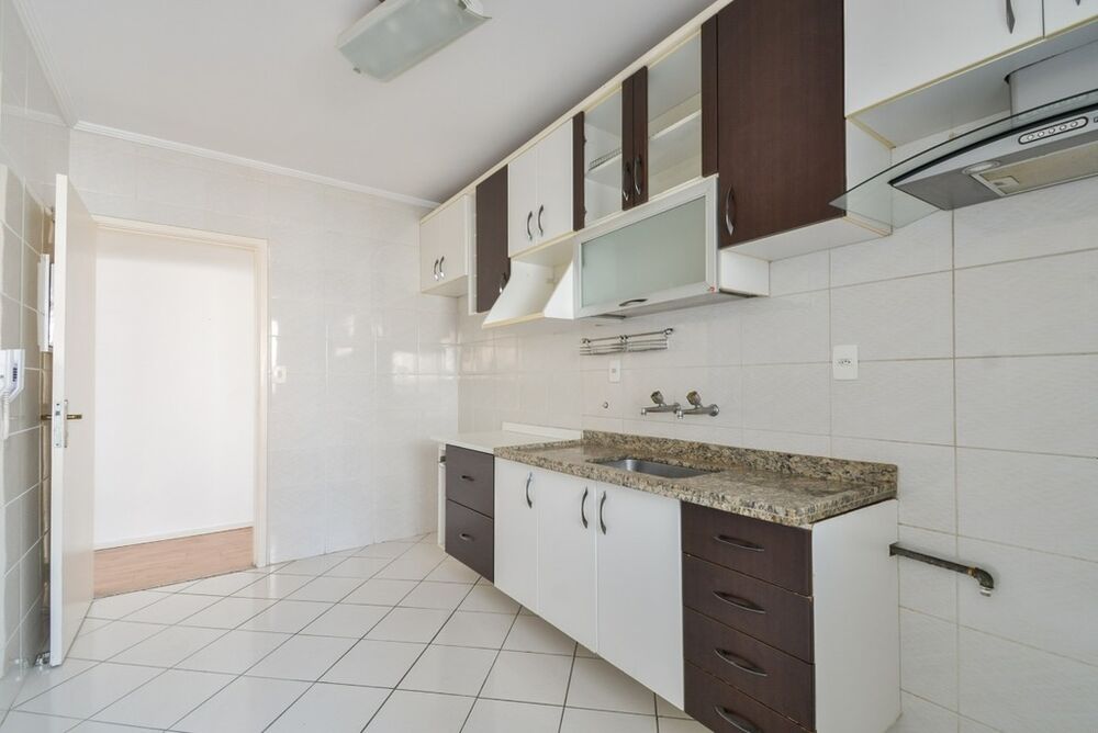Apartamento à venda com 3 quartos, 92m² - Foto 4