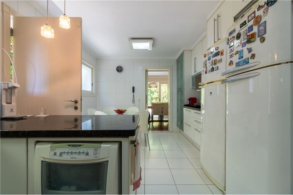 Casa, 5 quartos, 360 m² - Foto 1