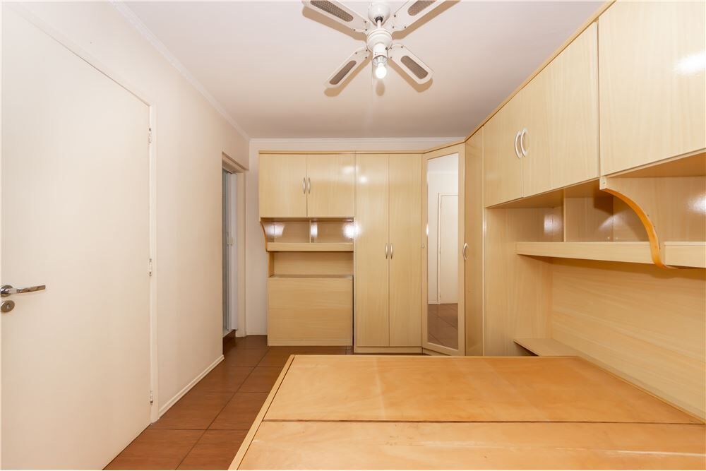 Casa, 5 quartos, 202 m² - Foto 1
