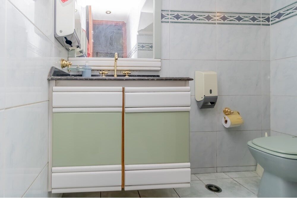 Casa, 4 quartos, 232 m² - Foto 2