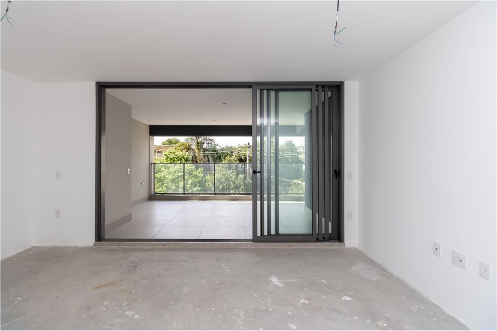 Apartamento à venda com 3 quartos, 123m² - Foto 12