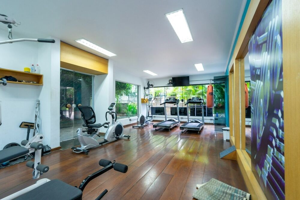 Apartamento à venda com 3 quartos, 185m² - Foto 3