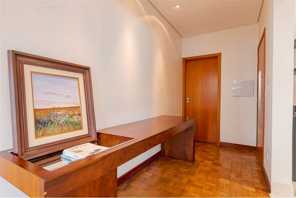 Apartamento à venda com 3 quartos, 165m² - Foto 3