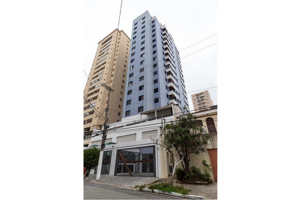 Apartamento à venda com 3 quartos, 70m² - Foto 2