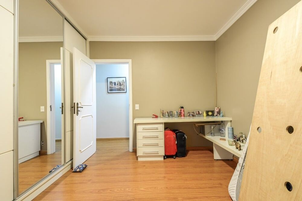 Casa, 3 quartos, 215 m² - Foto 2
