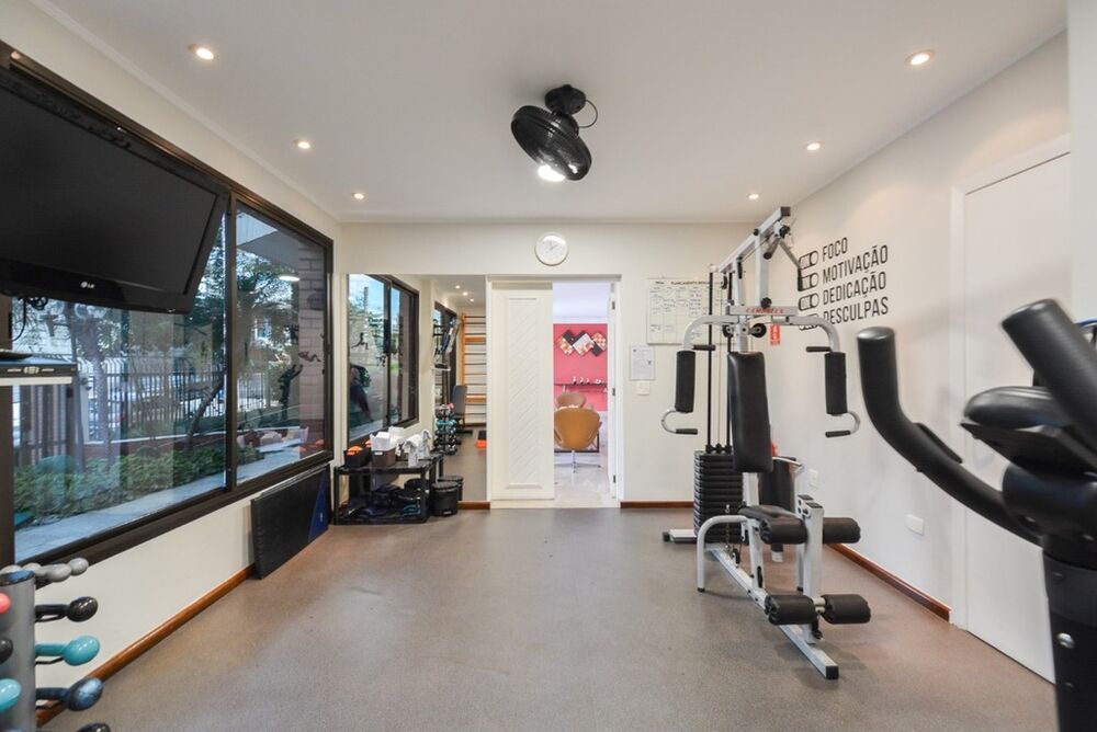 Apartamento à venda com 4 quartos, 274m² - Foto 2