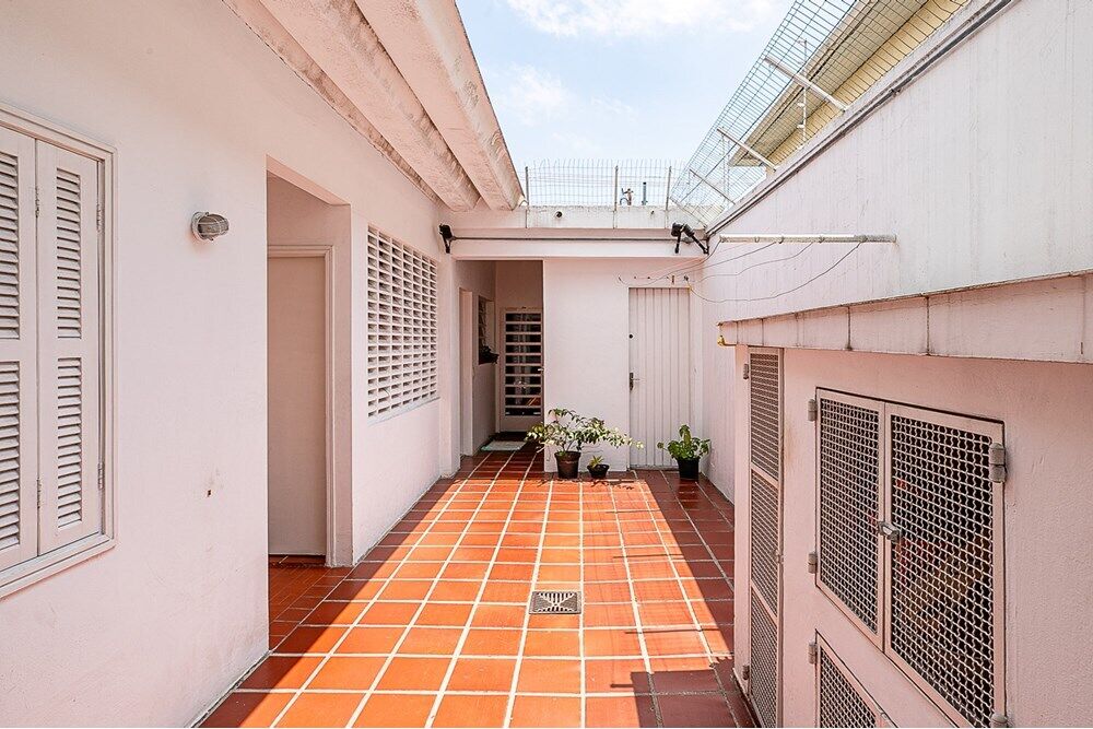 Casa à venda com 4 quartos, 471m² - Foto 8