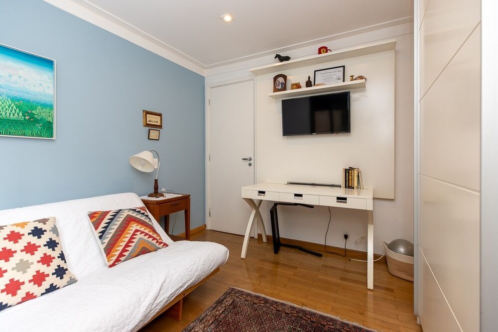 Apartamento, 3 quartos, 161 m² - Foto 2