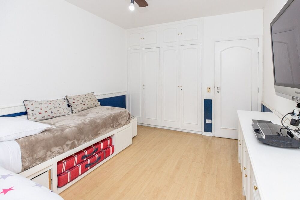 Casa, 4 quartos, 480 m² - Foto 1