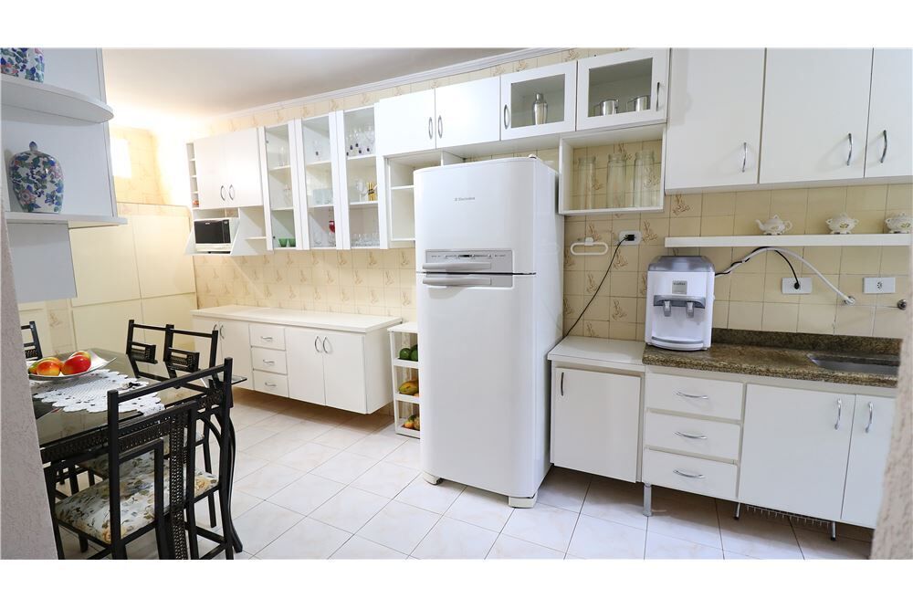 Casa, 3 quartos, 250 m² - Foto 34