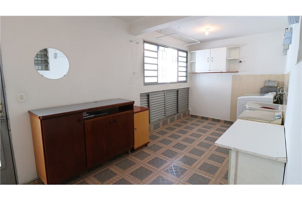 Casa, 3 quartos, 250 m² - Foto 2