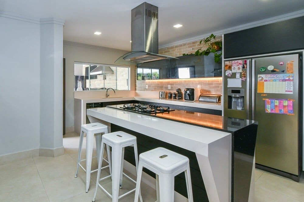 Casa, 4 quartos, 240 m² - Foto 6
