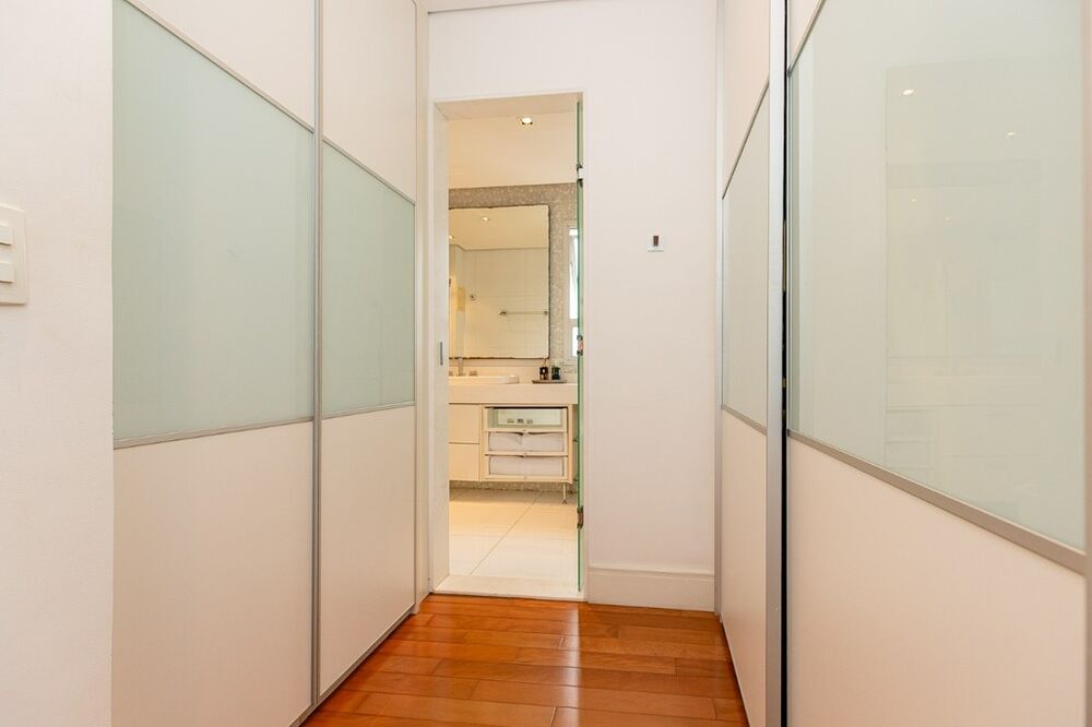 Apartamento, 3 quartos, 216 m² - Foto 4