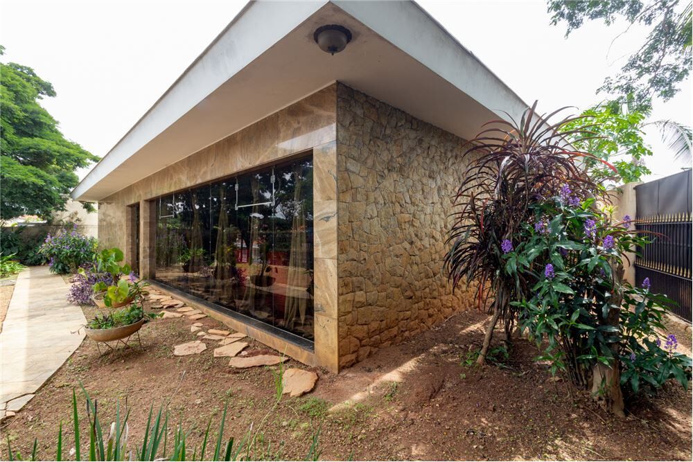 Casa, 3 quartos, 242 m² - Foto 3