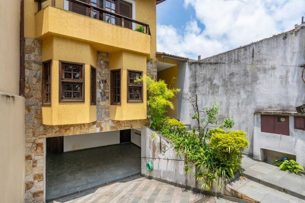 Casa, 3 quartos, 191 m² - Foto 1