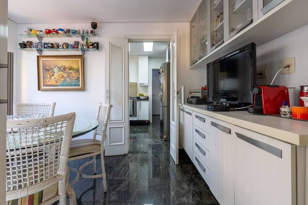 Apartamento, 3 quartos, 193 m² - Foto 3
