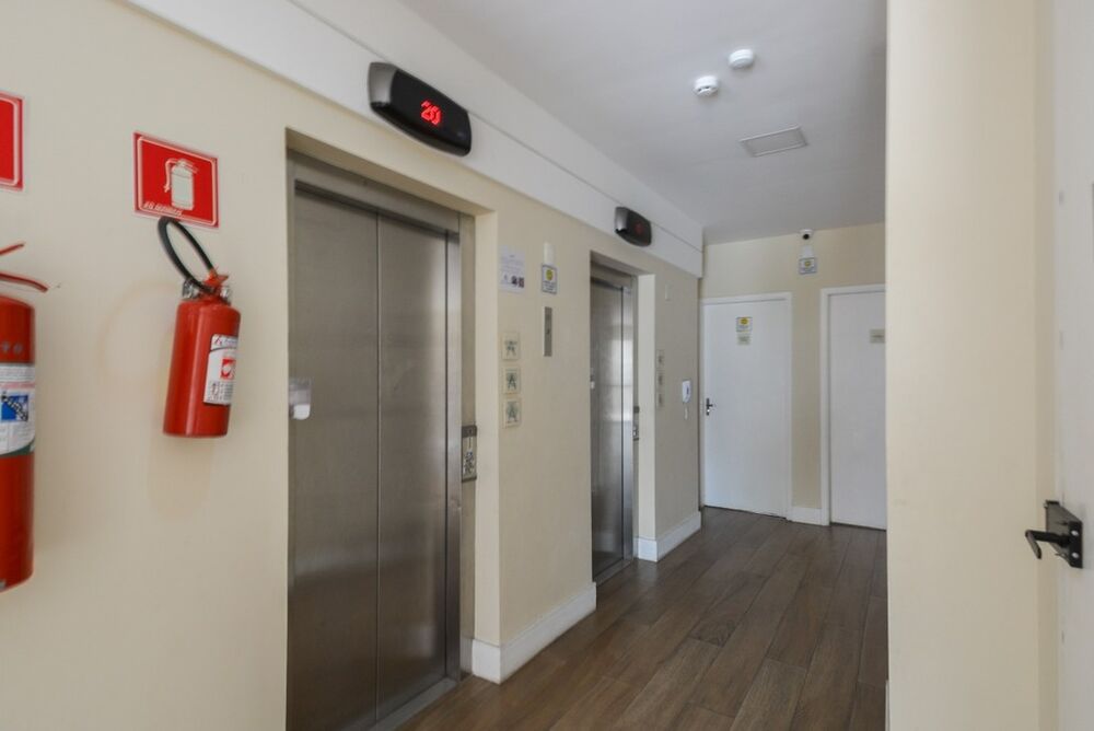 Apartamento à venda com 3 quartos, 104m² - Foto 4