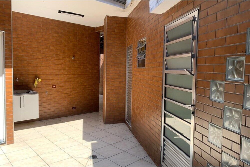 Casa, 5 quartos, 208 m² - Foto 3