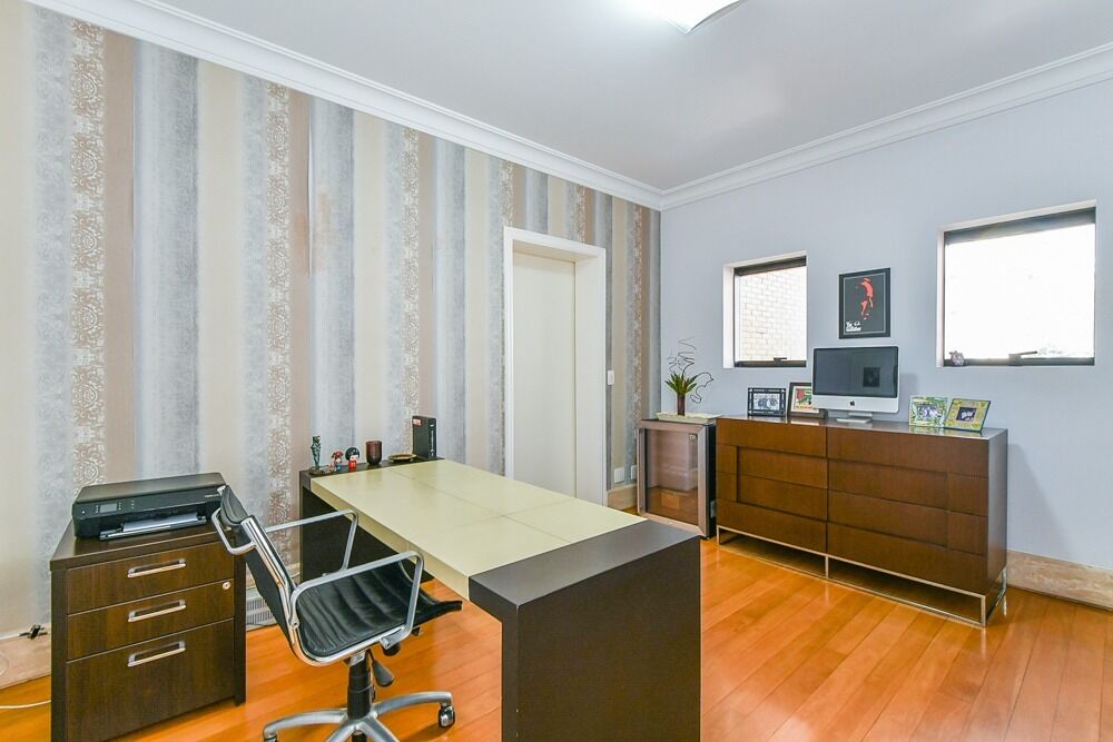Apartamento, 3 quartos, 247 m² - Foto 2