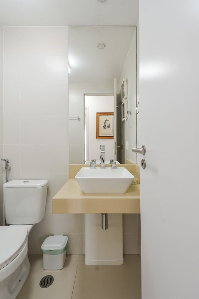 Apartamento à venda com 2 quartos, 68m² - Foto 3