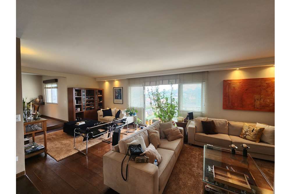 Apartamento, 4 quartos, 208 m² - Foto 1