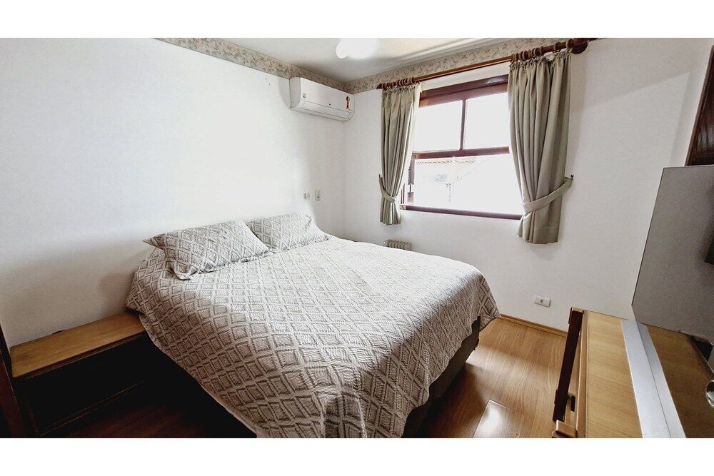 Casa, 3 quartos, 245 m² - Foto 4