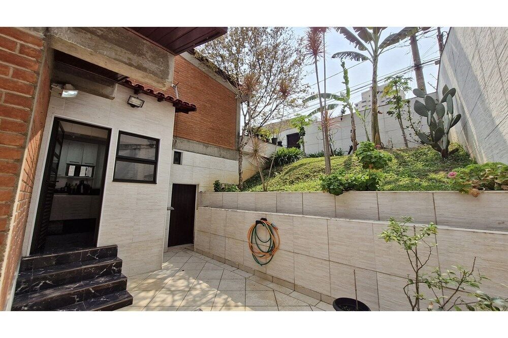 Casa, 3 quartos, 245 m² - Foto 19