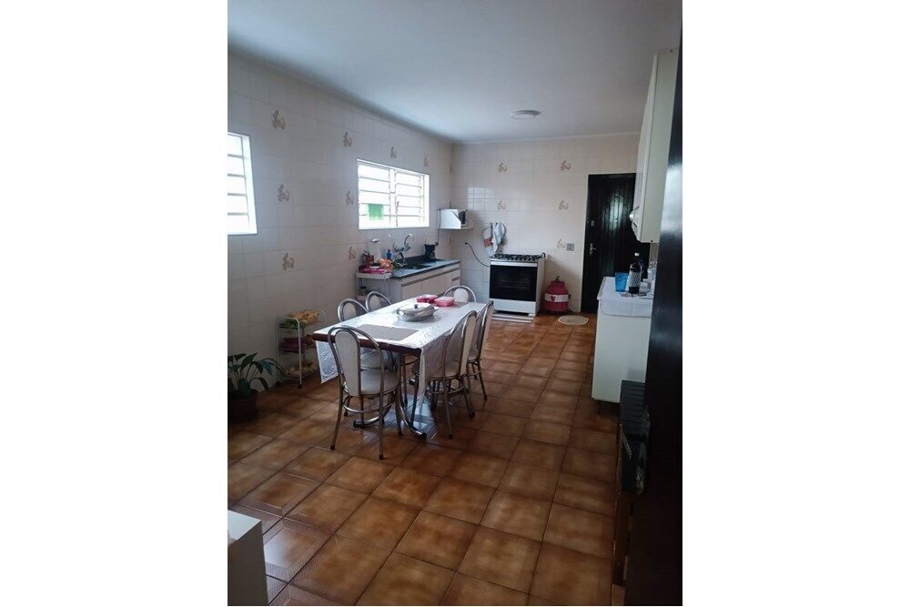Casa à venda com 3 quartos, 160m² - Foto 3