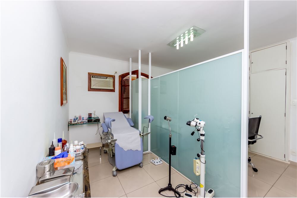 Casa à venda com 5 quartos, 185m² - Foto 9