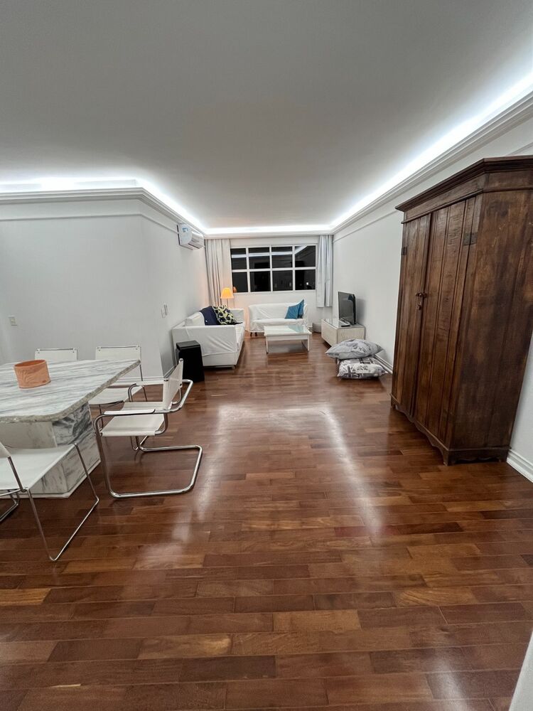 Apartamento à venda com 3 quartos, 128m² - Foto 1