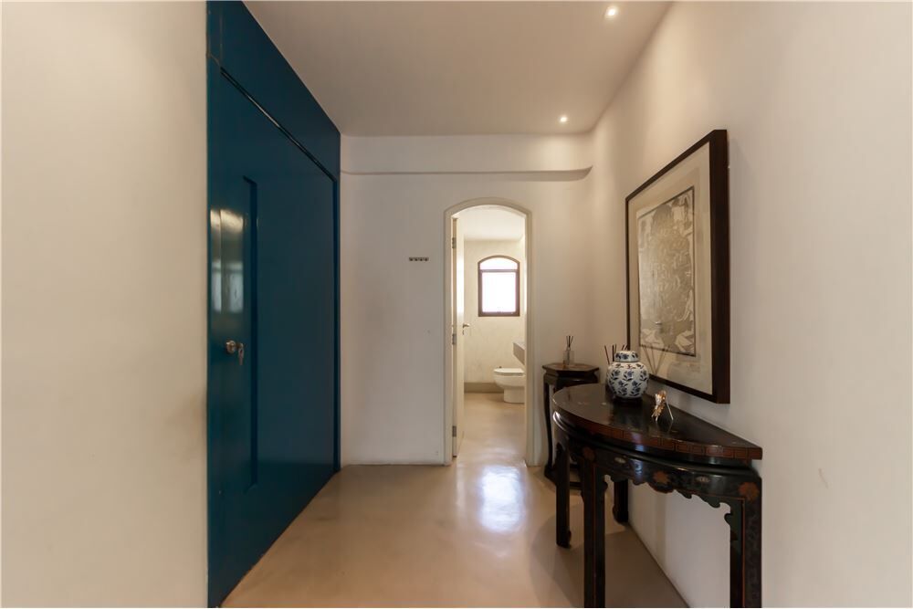 Apartamento à venda com 4 quartos, 225m² - Foto 9