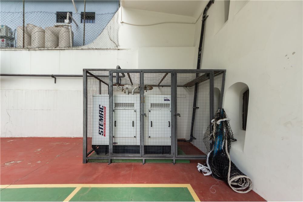 Apartamento à venda com 4 quartos, 225m² - Foto 8