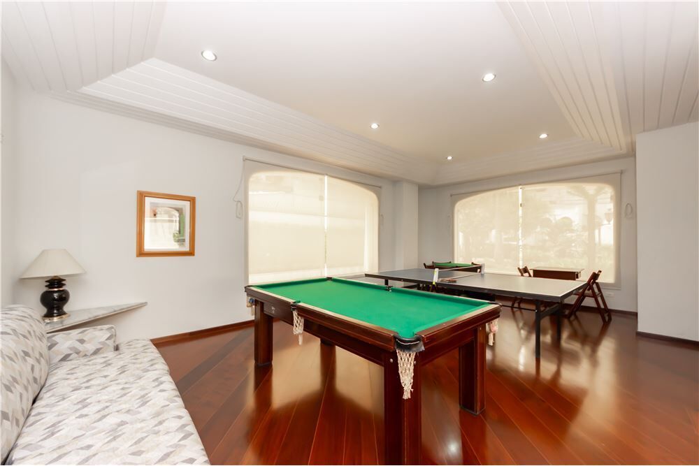 Apartamento à venda com 4 quartos, 225m² - Foto 5