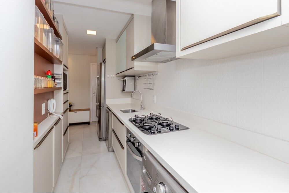 Apartamento à venda com 2 quartos, 74m² - Foto 35