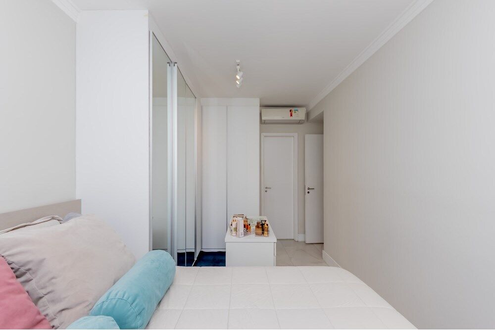 Apartamento à venda com 2 quartos, 74m² - Foto 29