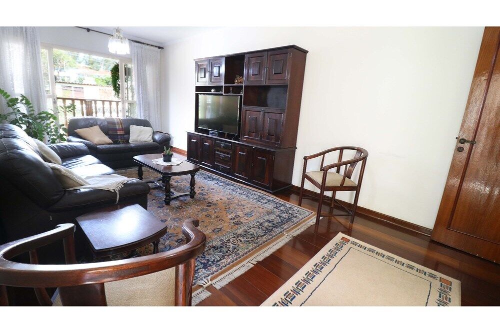 Casa à venda com 4 quartos, 250m² - Foto 8