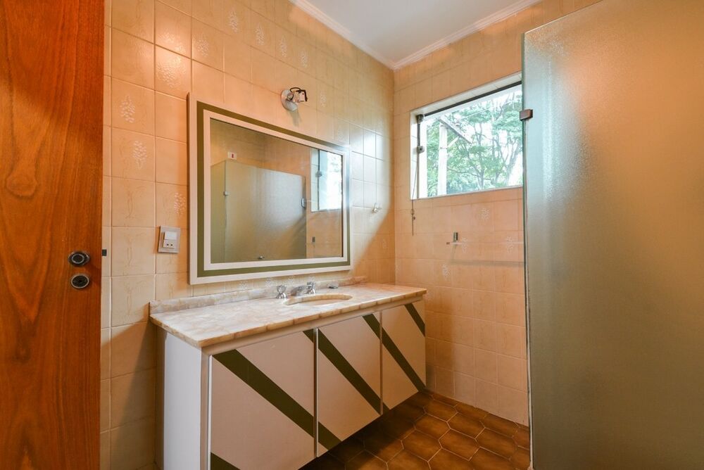 Casa, 4 quartos, 331 m² - Foto 1