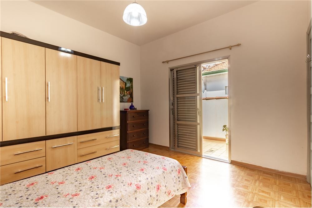 Casa à venda com 4 quartos, 178m² - Foto 8