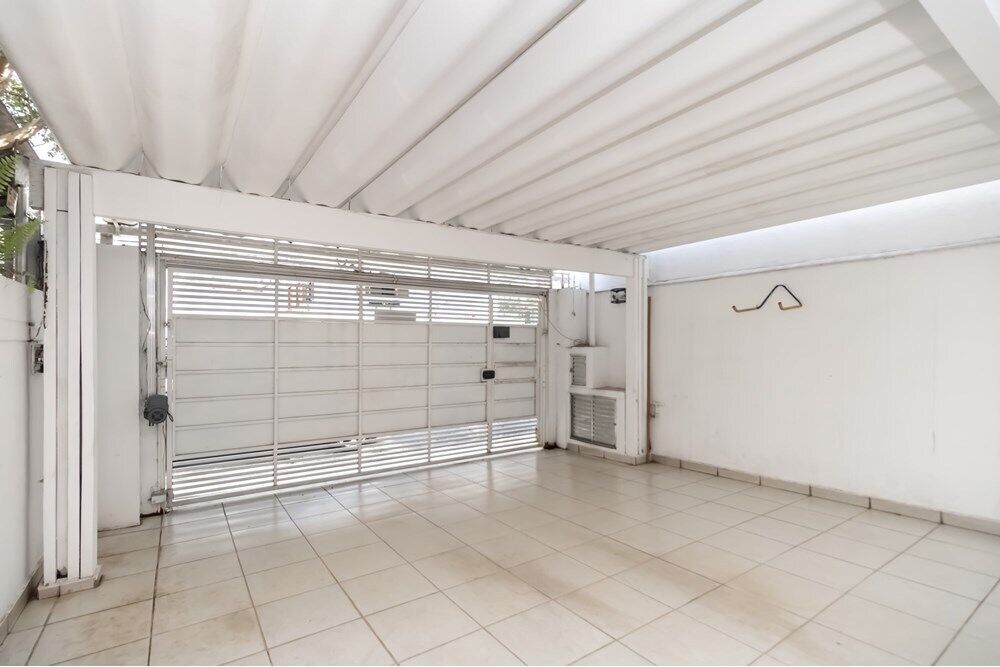 Casa, 2 quartos, 180 m² - Foto 1